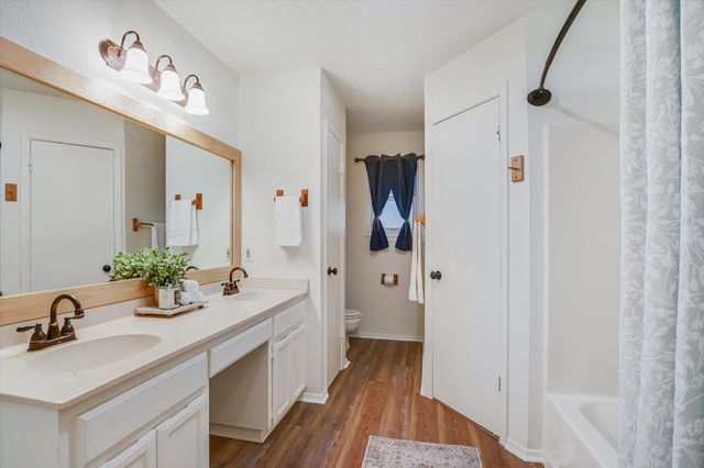 606 Splitrock ST, Round Rock, TX 78681