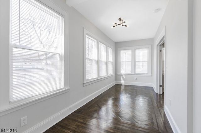 25 Waldo Ave 3, Bloomfield Twp., NJ 07003