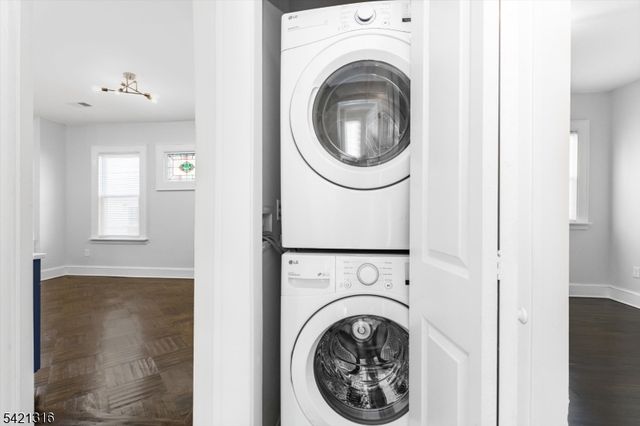 25 Waldo Ave 3, Bloomfield Twp., NJ 07003