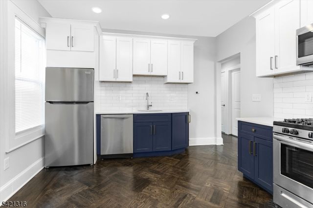 25 Waldo Ave 3, Bloomfield Twp., NJ 07003