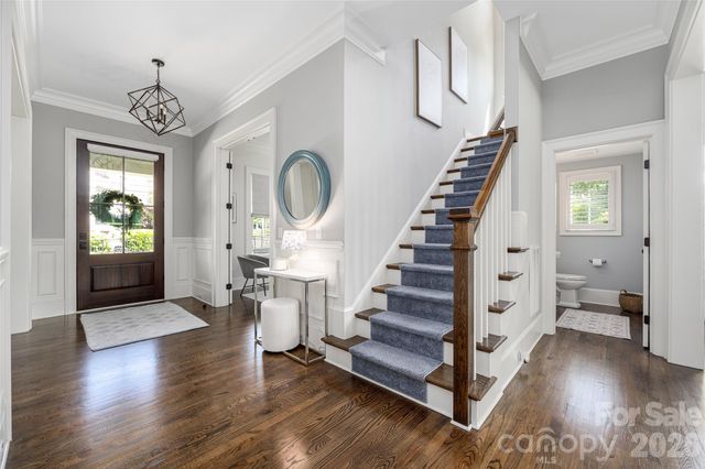 5422 Closeburn Road, Charlotte, NC 28210