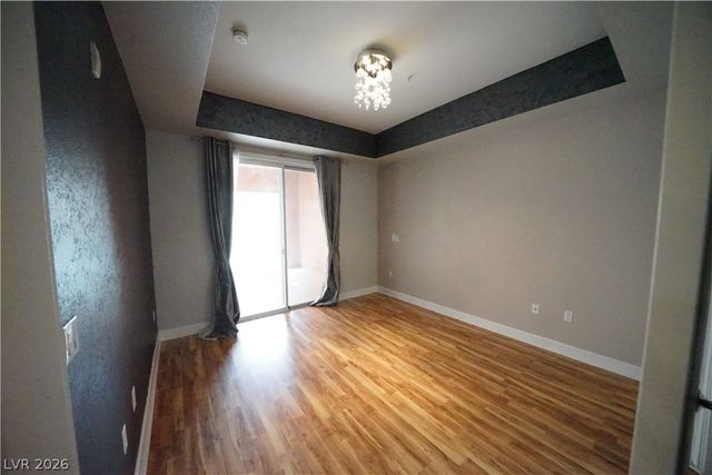 75 East Agate Avenue 301, Las Vegas, NV 89123