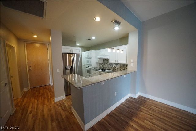 75 East Agate Avenue 301, Las Vegas, NV 89123