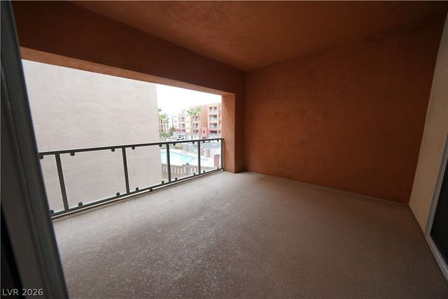 75 East Agate Avenue 301, Las Vegas, NV 89123