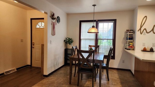 9500 Grayce Drive, Sturtevant, WI 53177