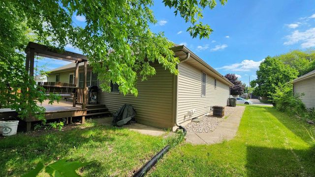 9500 Grayce Drive, Sturtevant, WI 53177