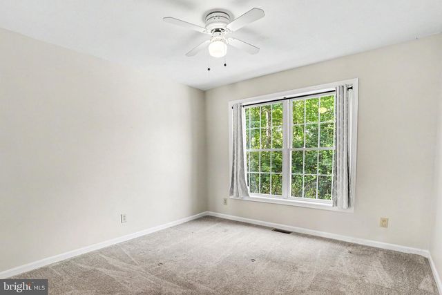 280 AMANDA, Littlestown, PA 17340