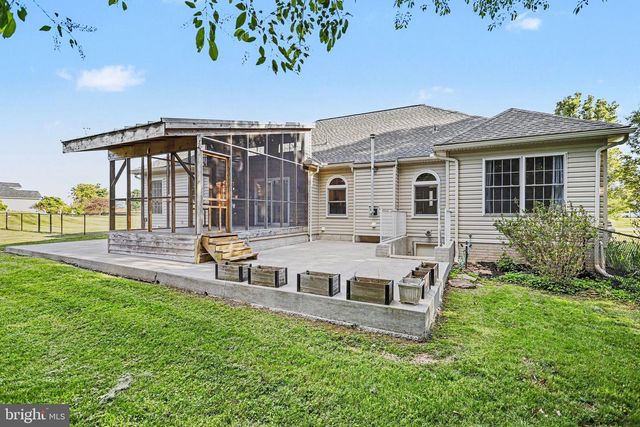 280 AMANDA, Littlestown, PA 17340