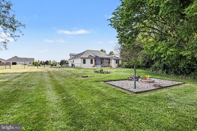 280 AMANDA, Littlestown, PA 17340