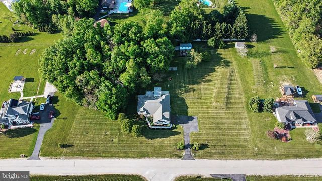 280 AMANDA, Littlestown, PA 17340