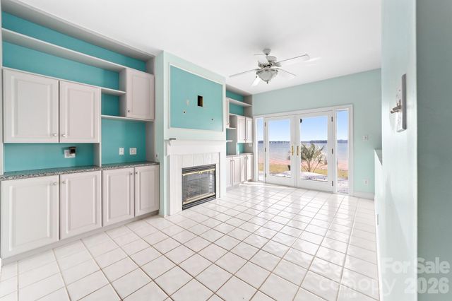 132 Clearwater Lane, Mooresville, NC 28117