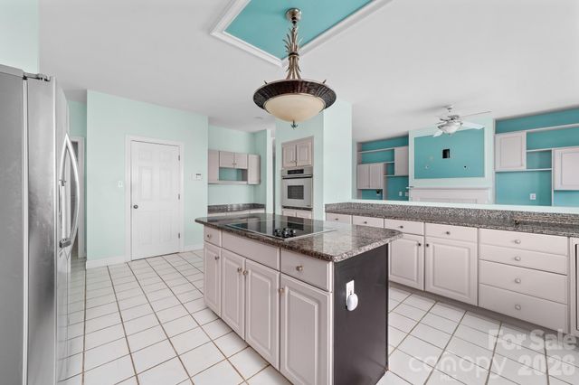 132 Clearwater Lane, Mooresville, NC 28117