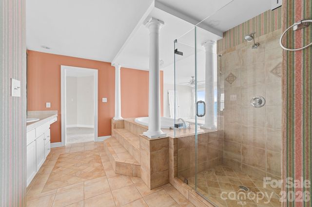 132 Clearwater Lane, Mooresville, NC 28117