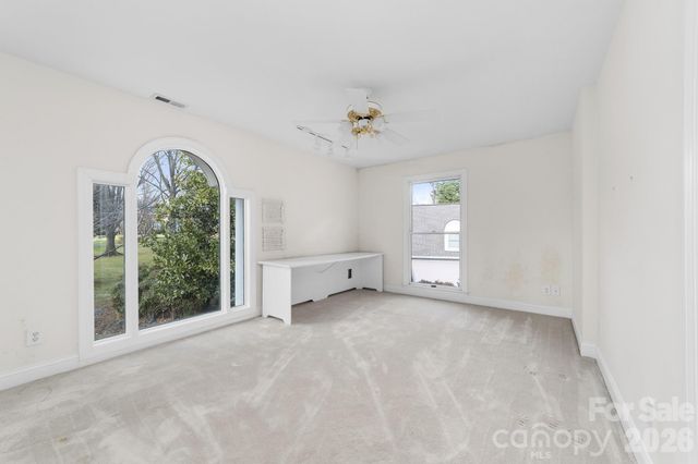 132 Clearwater Lane, Mooresville, NC 28117