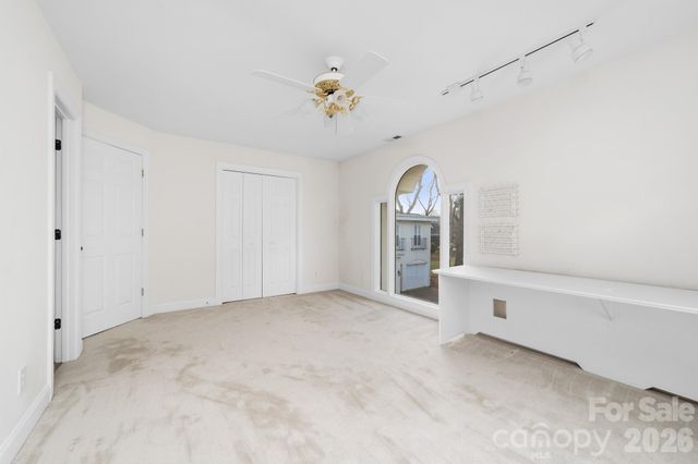 132 Clearwater Lane, Mooresville, NC 28117