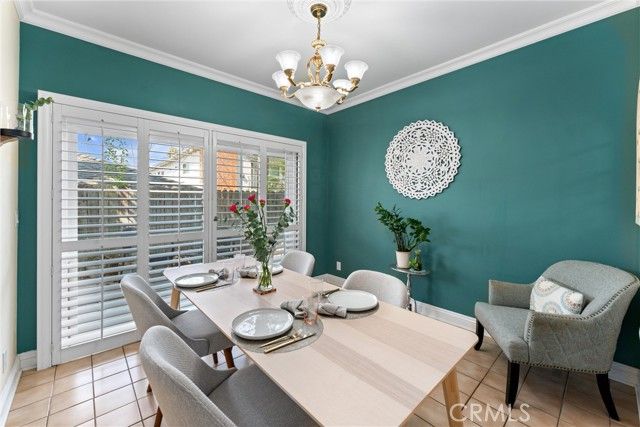 1340 Glenwood Road 28, Glendale, CA 91201