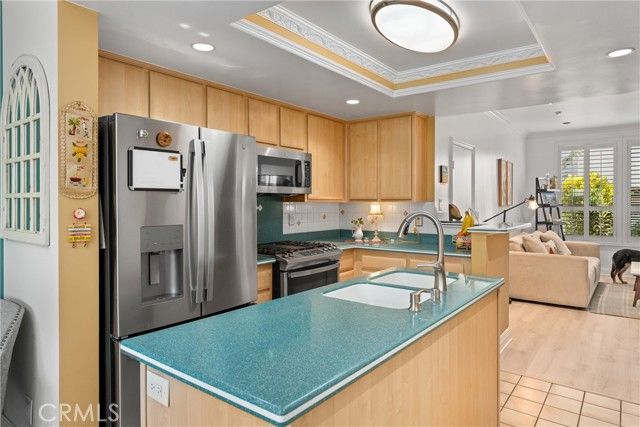 1340 Glenwood Road 28, Glendale, CA 91201