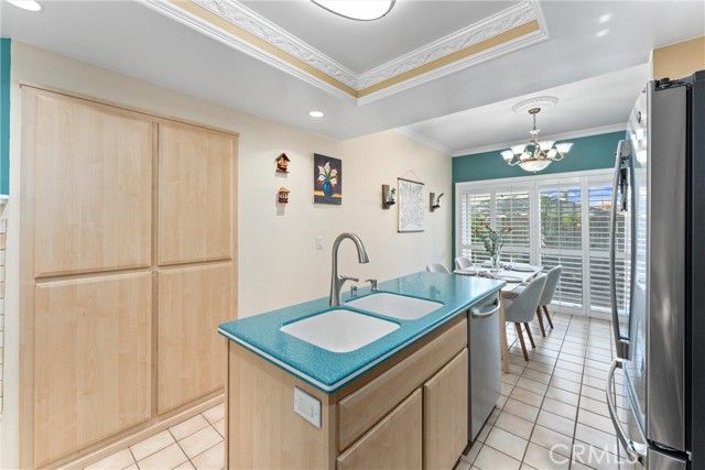 1340 Glenwood Road 28, Glendale, CA 91201