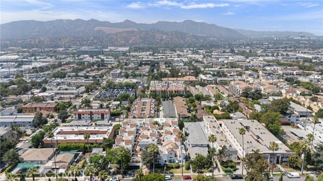 1340 Glenwood Road 28, Glendale, CA 91201