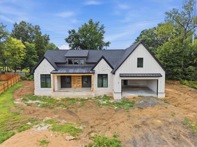 3340 Sylvia Springs Drive, Conway, AR 72034