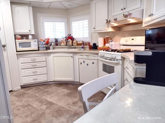 27 Tahquitz Drive 226, Camarillo, CA 93012