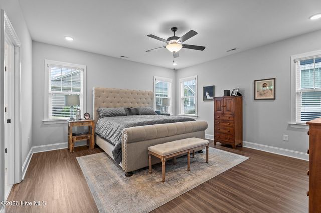 33 Davidson Street, Clayton, NC 27527