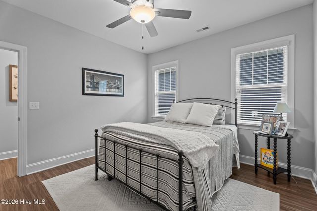 33 Davidson Street, Clayton, NC 27527