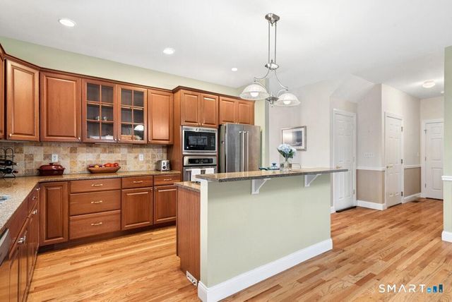 194 Eastwood Drive 194, Seymour, CT 06483