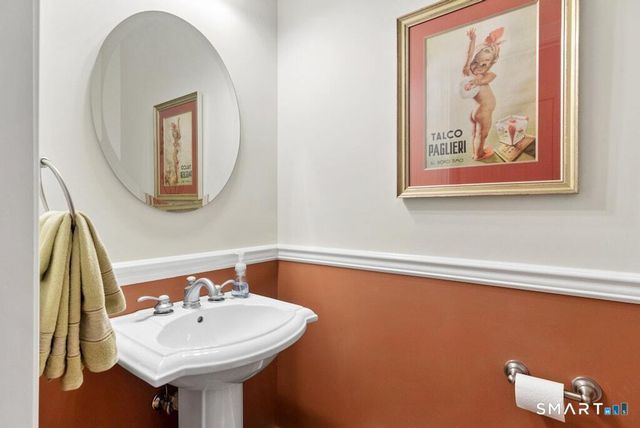 194 Eastwood Drive 194, Seymour, CT 06483