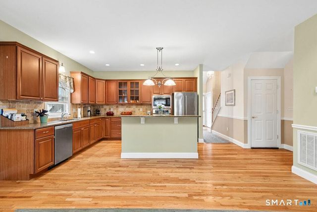 194 Eastwood Drive 194, Seymour, CT 06483