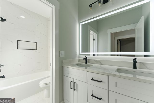 220 Galway Lane, Hampton, GA 30228