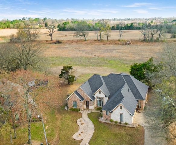 3760 Woodland Lane, Paris, TX 75462