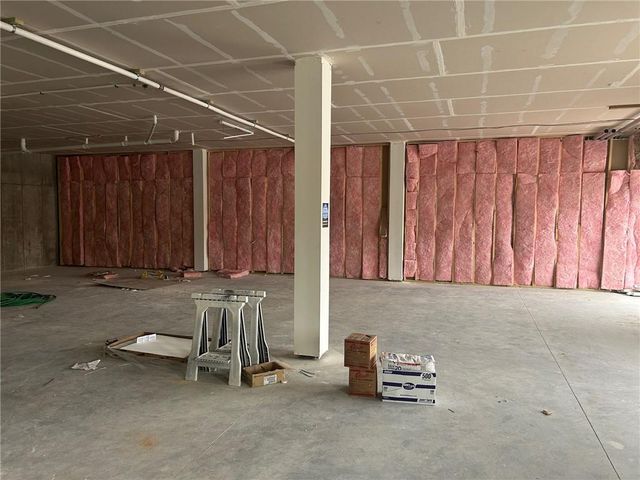 860 Haines Drive, Liberty, MO 64068