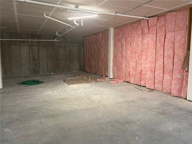 860 Haines Drive, Liberty, MO 64068