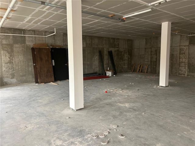 860 Haines Drive, Liberty, MO 64068