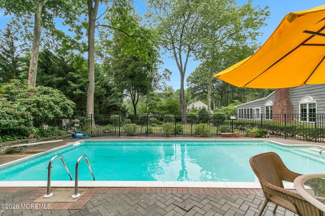 121 Townsend Drive, Middletown, NJ 07748