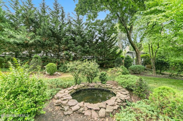 121 Townsend Drive, Middletown, NJ 07748