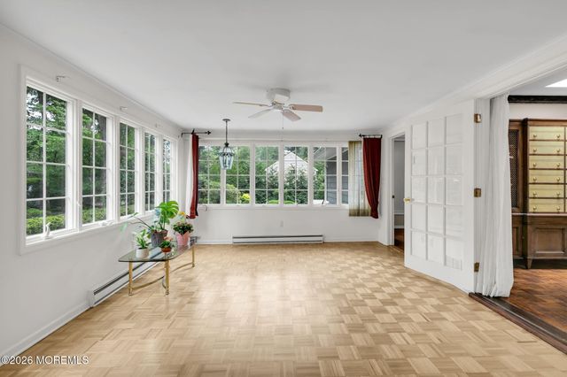 121 Townsend Drive, Middletown, NJ 07748