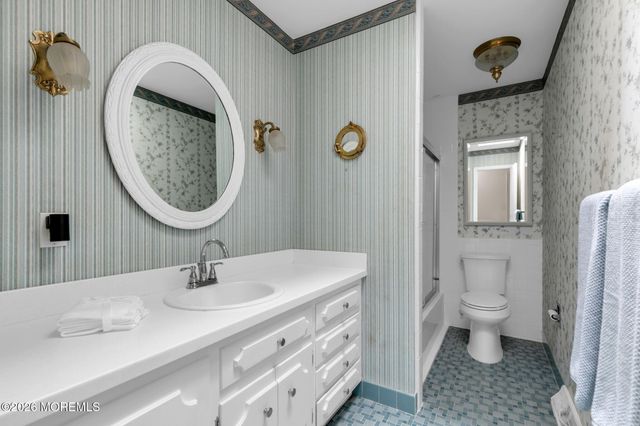 121 Townsend Drive, Middletown, NJ 07748
