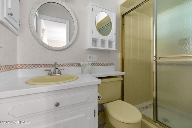 121 Townsend Drive, Middletown, NJ 07748