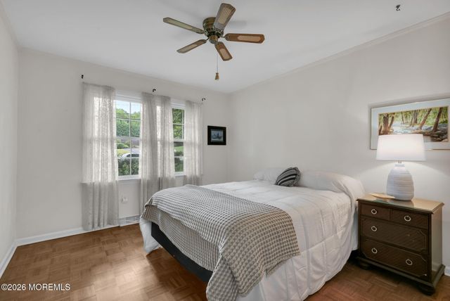 121 Townsend Drive, Middletown, NJ 07748