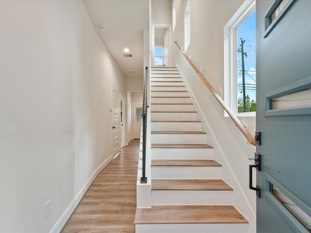 4830 Pinemont Drive, Houston, TX 77091