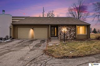 5172 S 150 Plaza # D 2-D, Omaha, NE 68137
