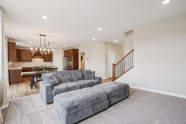 11624 5th Street NE, Hanover, MN 55341