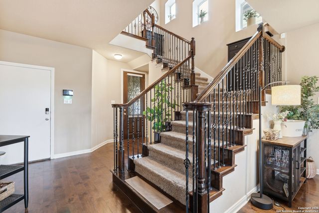 1318 CRESSWELL CV, San Antonio, TX 78258