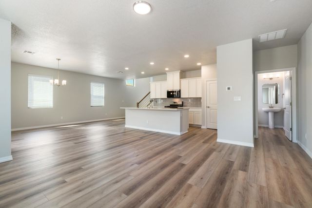1517 Valle De Colores Street NW, Los Lunas, NM 87031