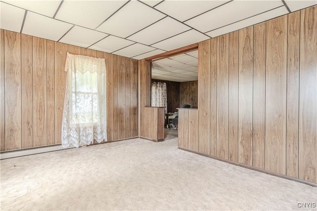 5 Church Street, Philadelphia, NY 13673