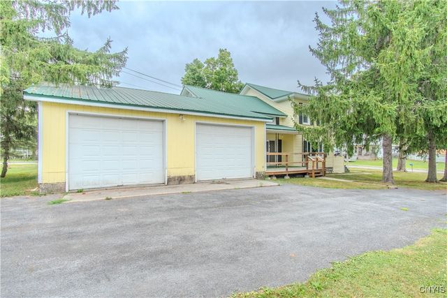 5 Church Street, Philadelphia, NY 13673