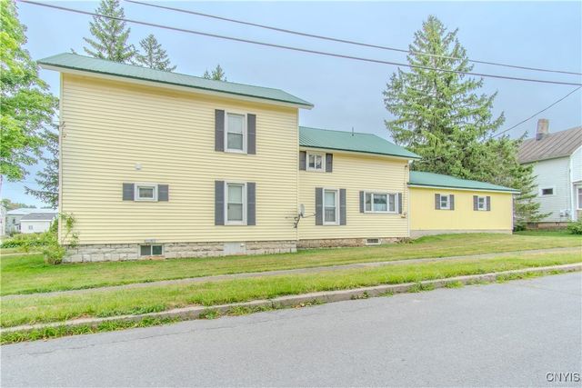 5 Church Street, Philadelphia, NY 13673