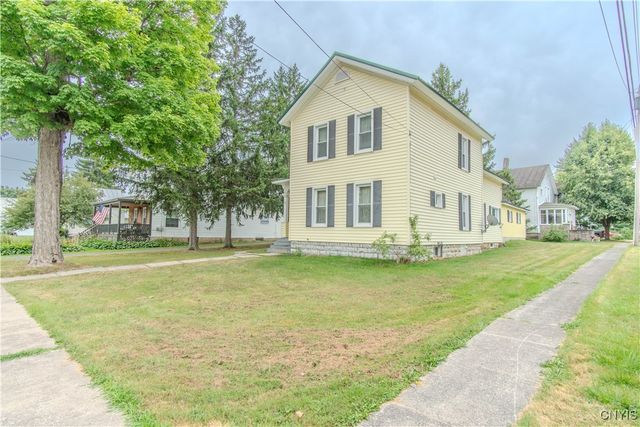 5 Church Street, Philadelphia, NY 13673